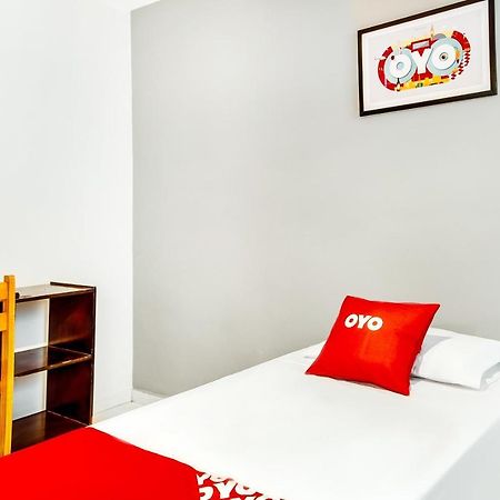 Oyo Hotel Lisboa, São José dos Campos エクステリア 写真
