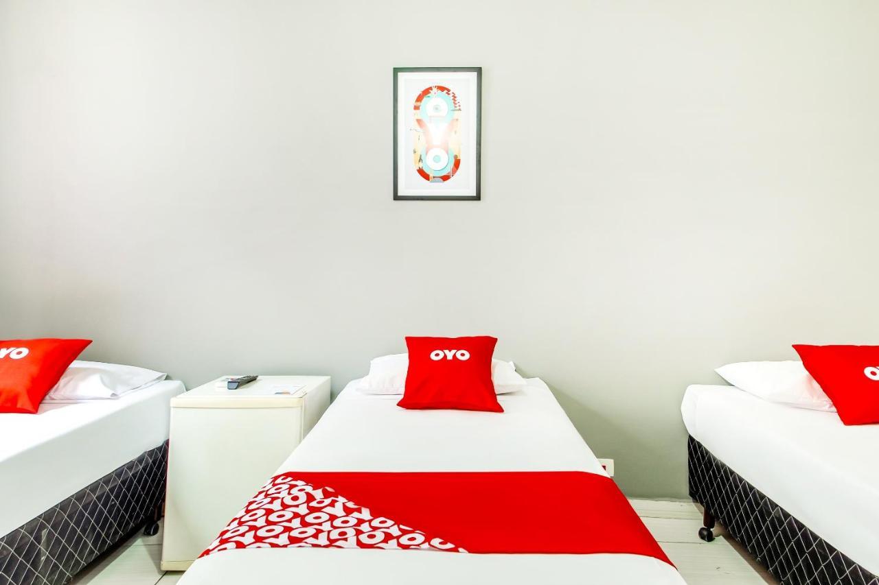 Oyo Hotel Lisboa, São José dos Campos エクステリア 写真