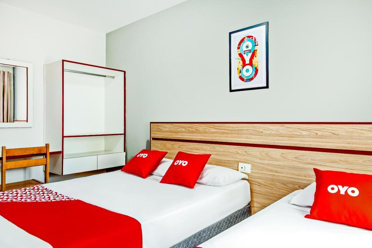 Oyo Hotel Lisboa, São José dos Campos エクステリア 写真