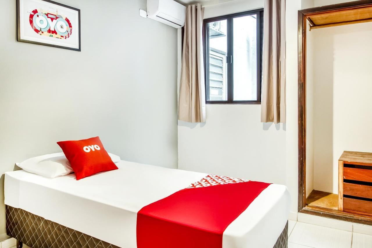 Oyo Hotel Lisboa, São José dos Campos エクステリア 写真