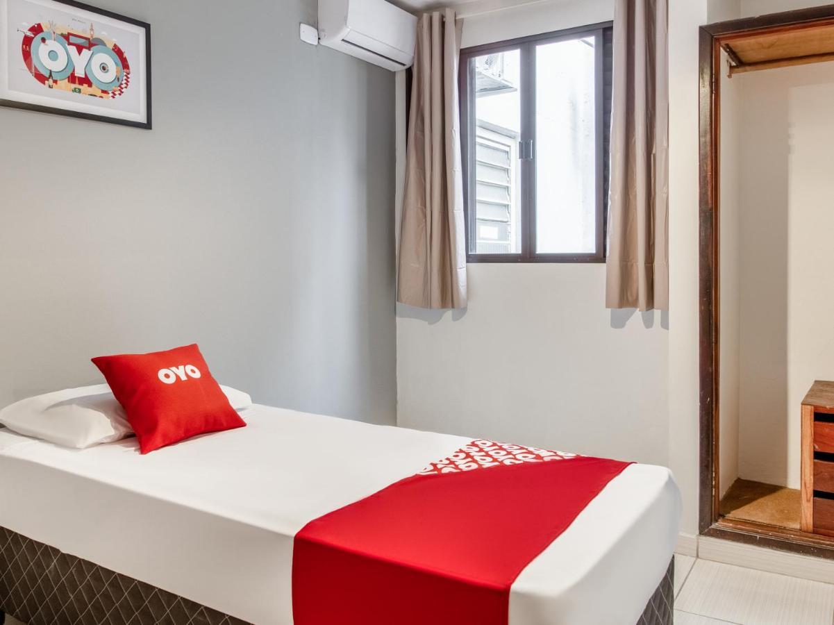 Oyo Hotel Lisboa, São José dos Campos エクステリア 写真