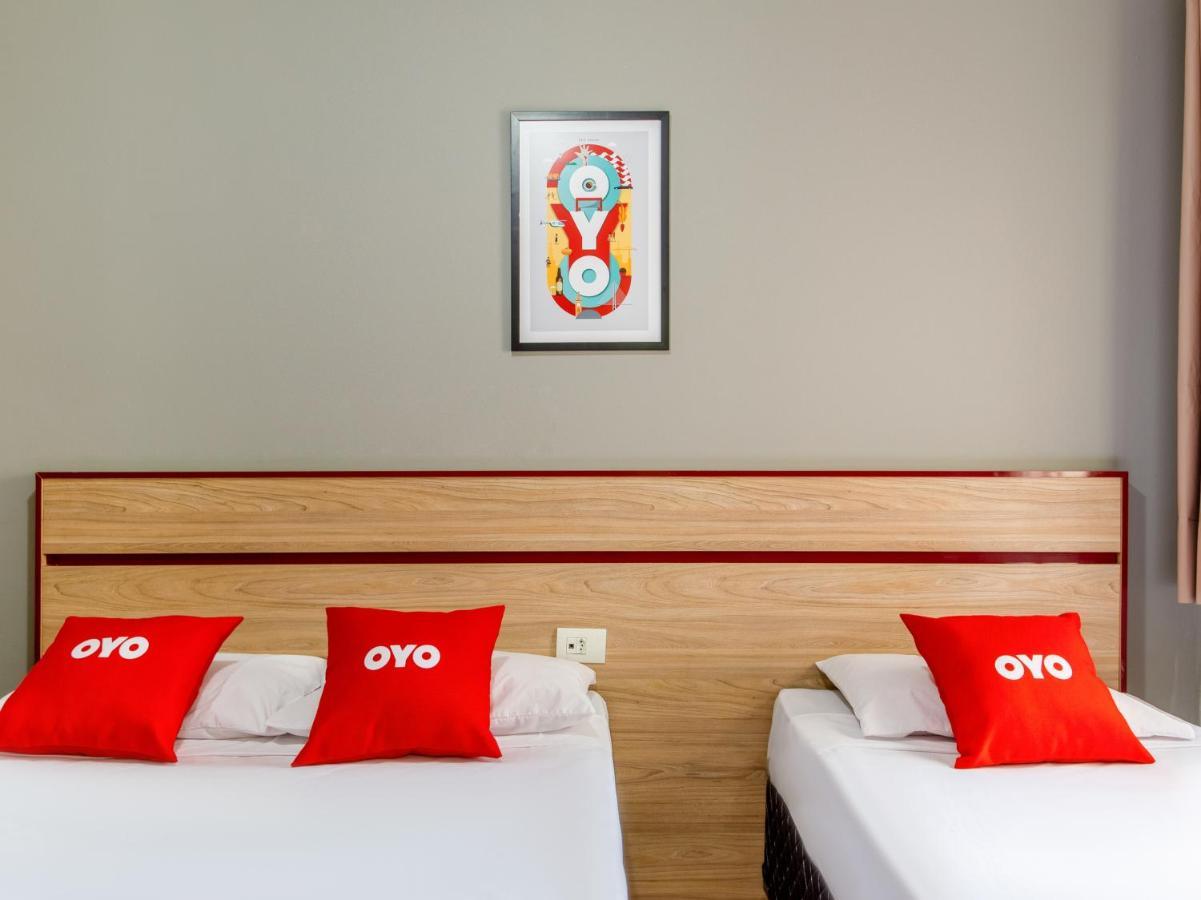 Oyo Hotel Lisboa, São José dos Campos エクステリア 写真