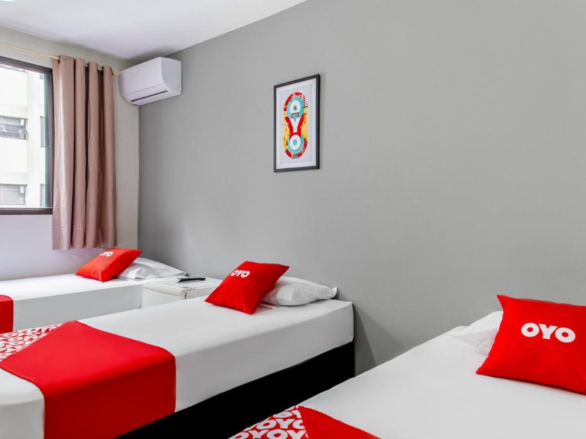 Oyo Hotel Lisboa, São José dos Campos エクステリア 写真